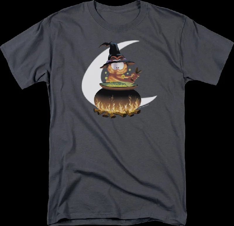 Witch's Pot Garfield T-Shirt