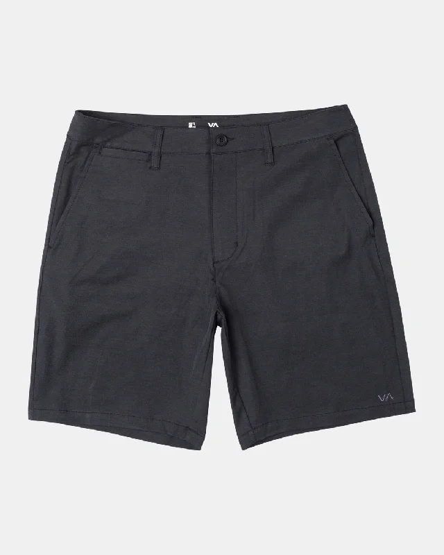 Boys Back In 19" Hybrid Shorts - Black