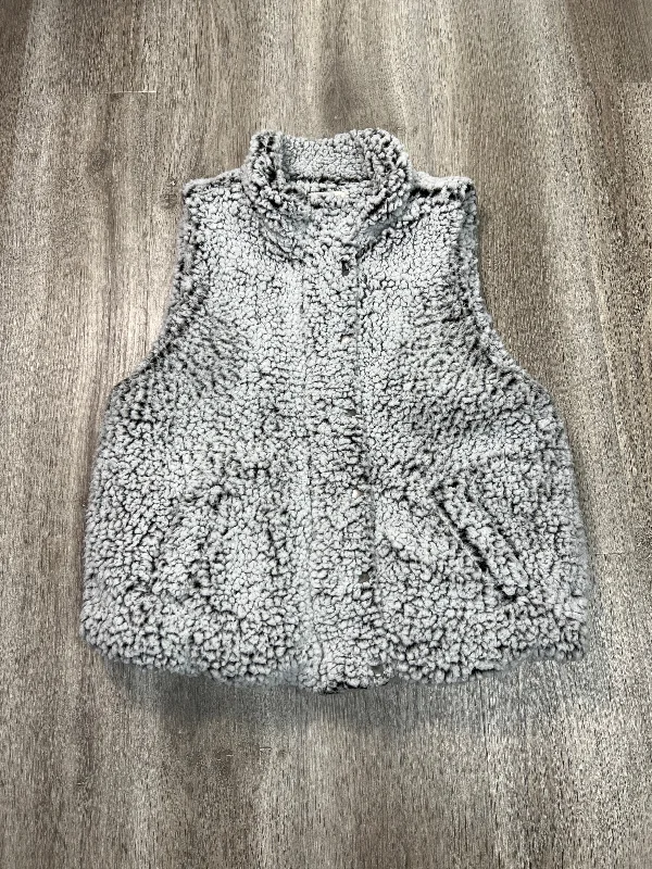 Vest Faux Fur & Sherpa By Thread And Supply In Grey, Size: S