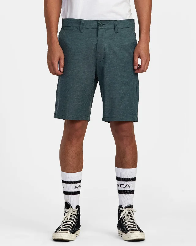 Back In Hybrid 19" Shorts - Hunter Green