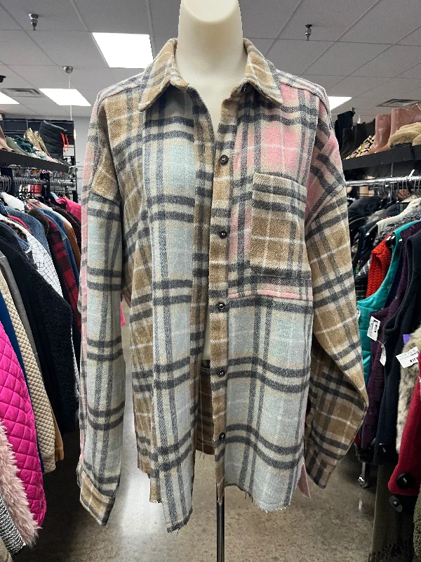 Jacket Shirt By Clothes Mentor In Plaid Pattern, Size: L